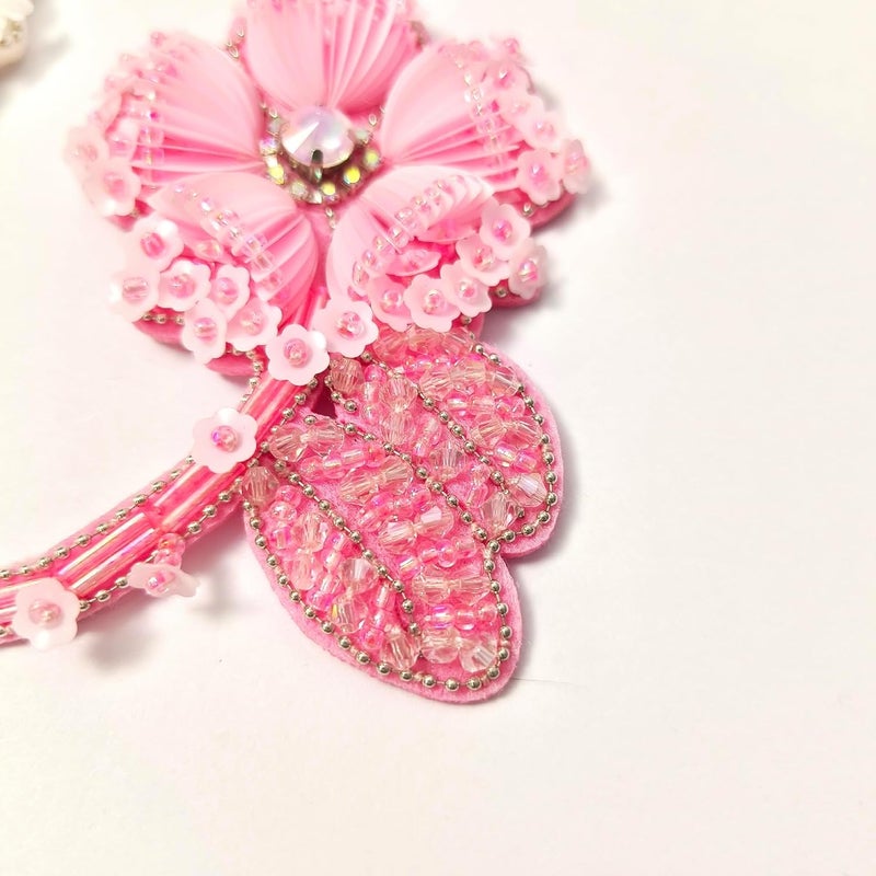 JRYYR Flower Sequin Applique,White Beaded Applique for Dresses，Hats, Bags and Other Garments Decorative Floral Patches((White-A Flower) - Image 5